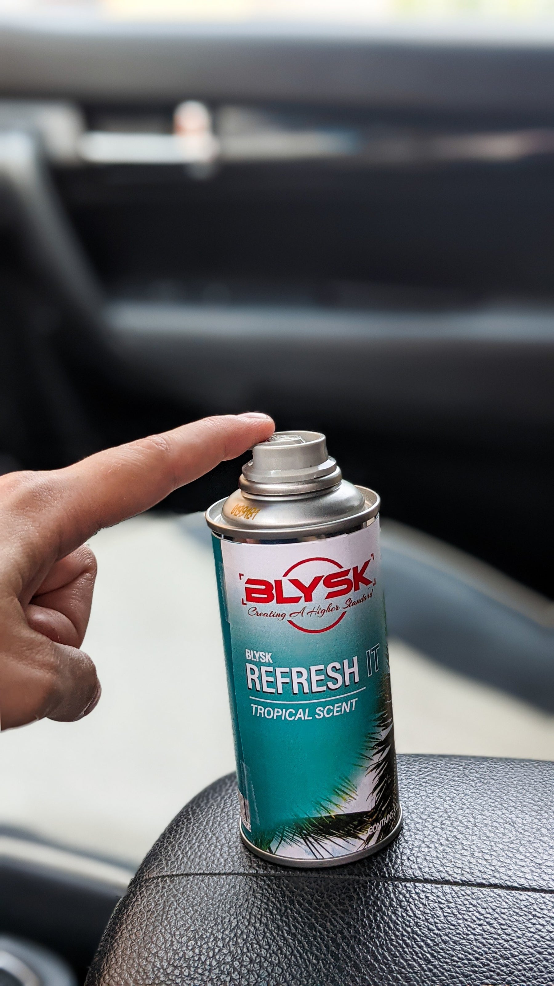 BLYSK Refresh It Air Freshener - Tropical Scent - Maazzo